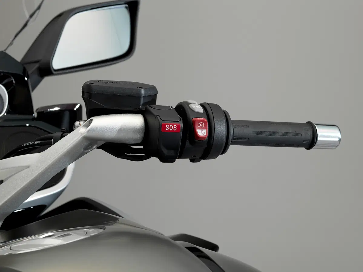 BMW K 1600GTL 2017 ad EICMA 2016: foto e dati (18)