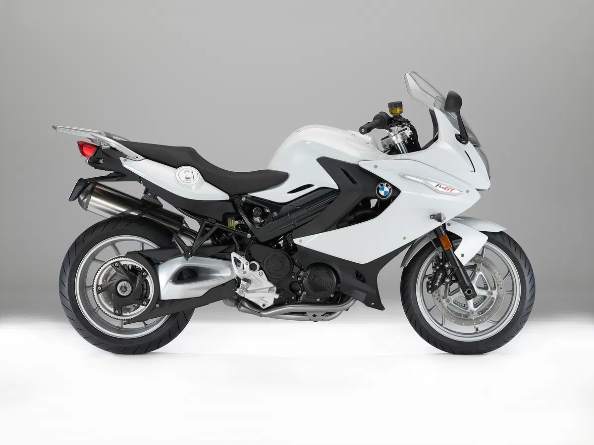 BMW F800R ed F800GT 2017 ad EICMA 2016: foto e dati (14)