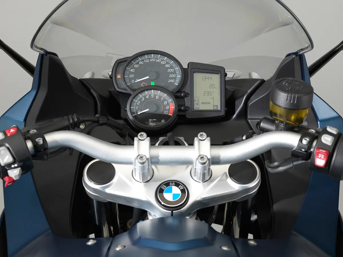 BMW F800R ed F800GT 2017 ad EICMA 2016: foto e dati (25)