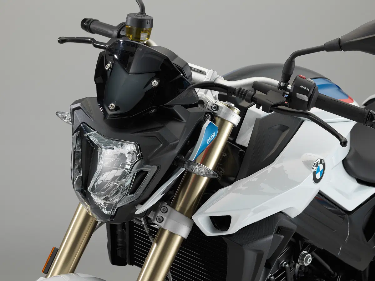 BMW F800R ed F800GT 2017 ad EICMA 2016: foto e dati (39)