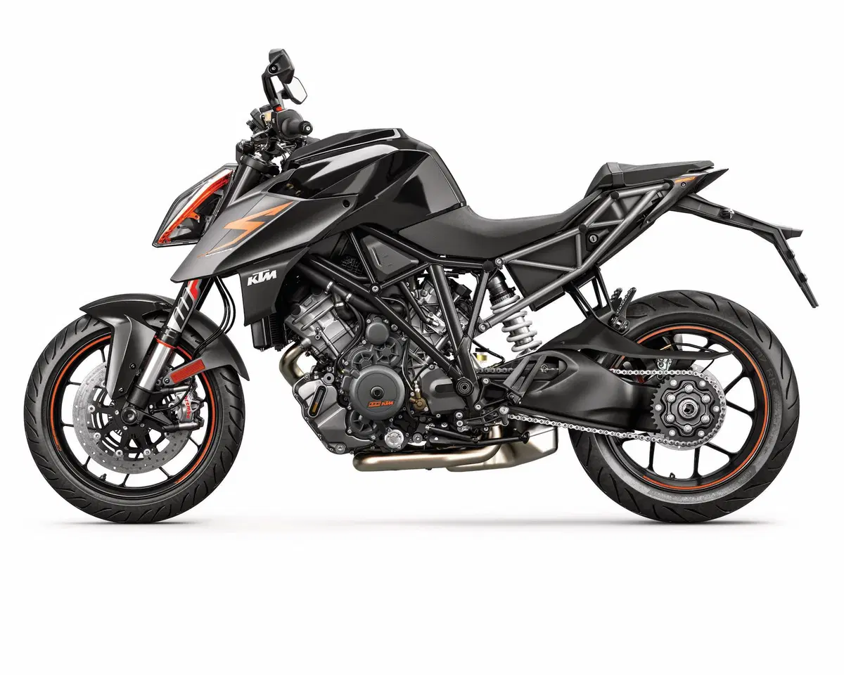 KTM Super Duke 1290 R 2017 ad EICMA 2016: foto e dati (17)
