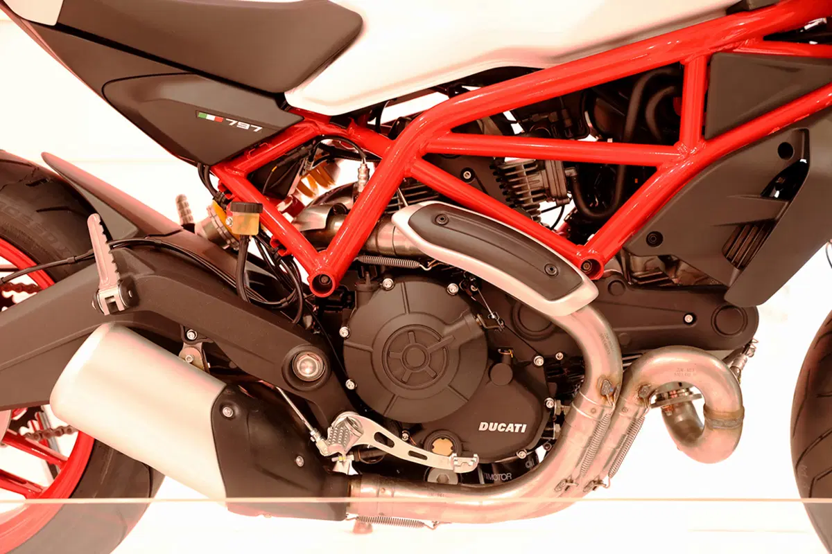 Ducati Monster 797 ad EICMA 2016: foto e dati (5)
