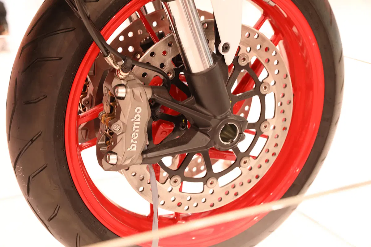 Ducati Monster 797 ad EICMA 2016: foto e dati (7)