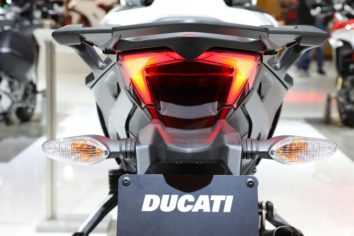 Ducati Multistrada 950 ad EICMA 2016: foto e dati (6)