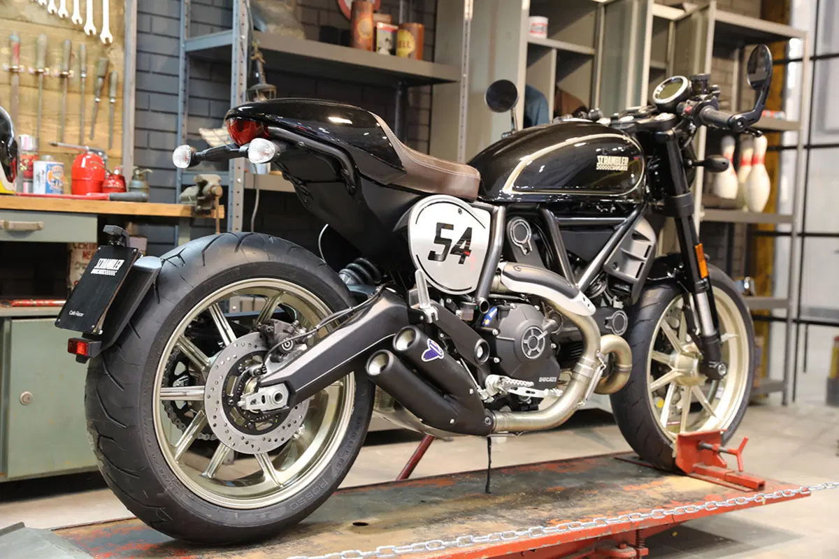 Ducati Scrambler Café racer ad EICMA 2016: foto e dati (6)