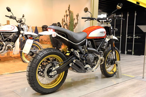 Ducati Scrambler Desert Sled ad EICMA 2016: foto e dati (2)