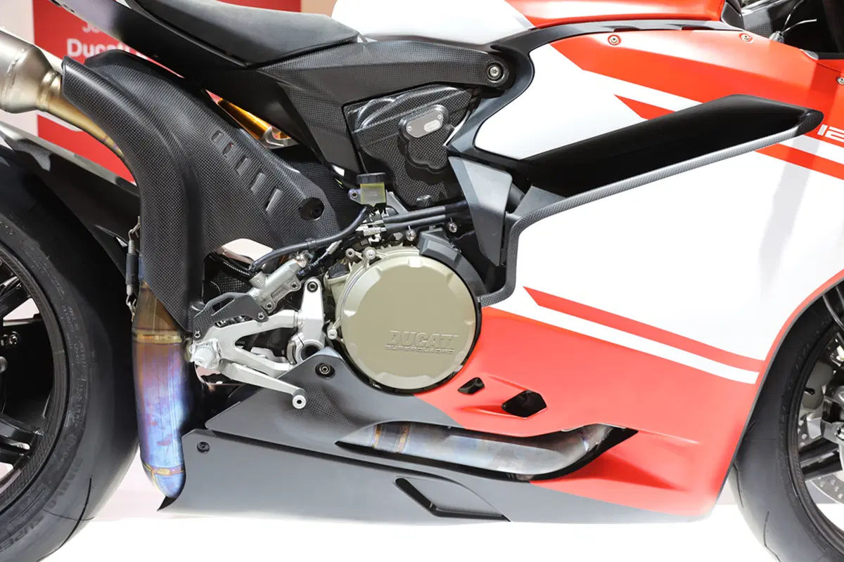 Ducati Superleggera 1299 ad EICMA 2016: foto e dati (3)