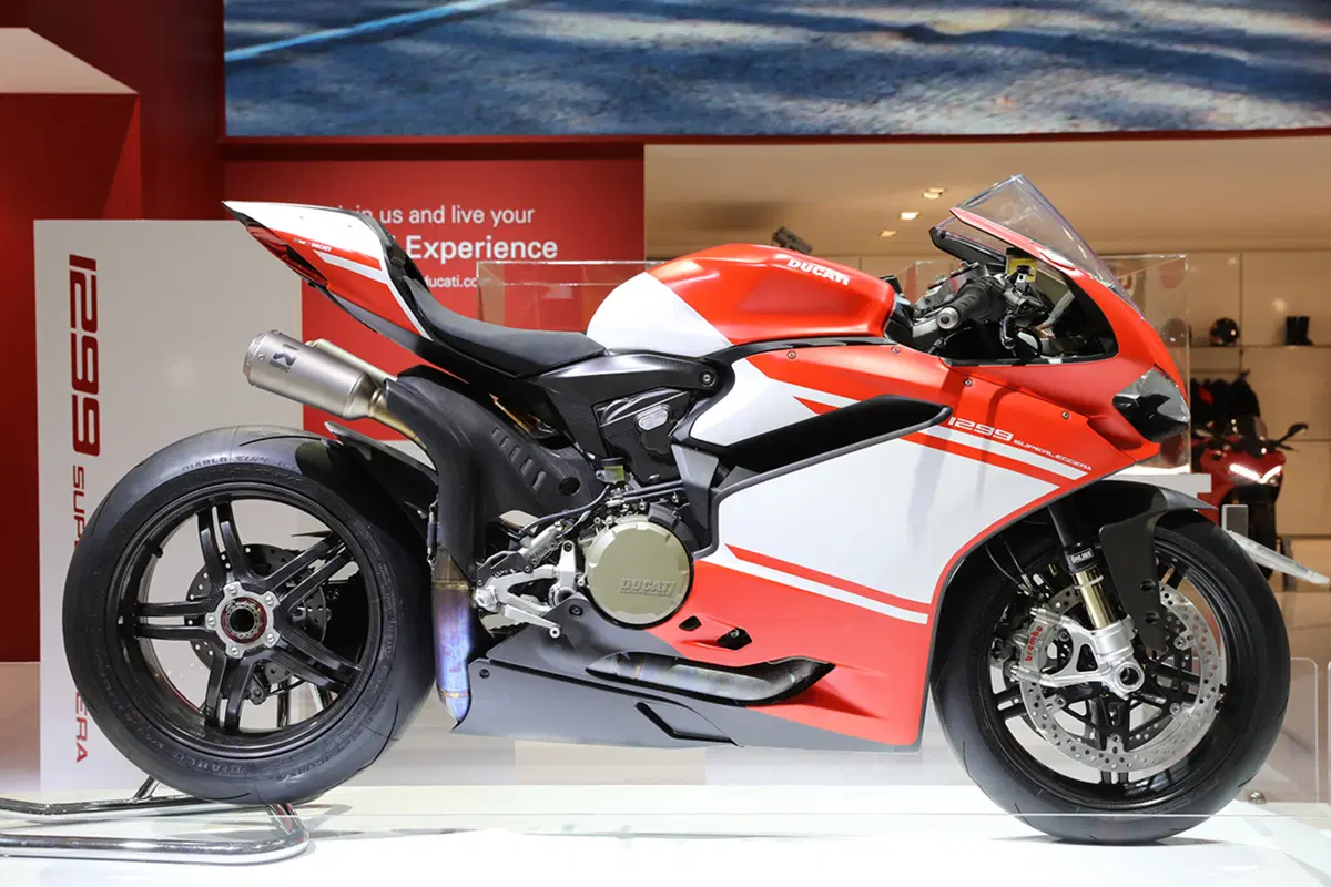 Ducati Superleggera 1299 ad EICMA 2016: foto e dati (7)