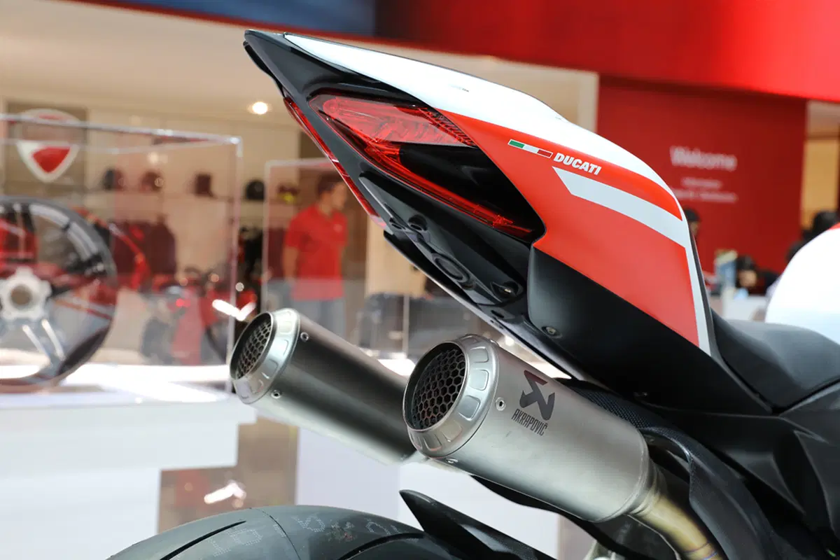 Ducati Superleggera 1299 ad EICMA 2016: foto e dati (11)