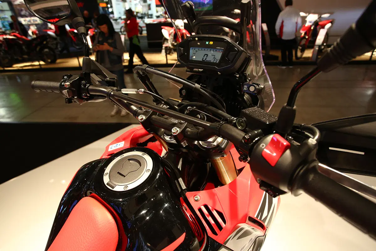 Honda CRF 250 Rally a EICMA 2017: foto e dati EMBARGO (5)
