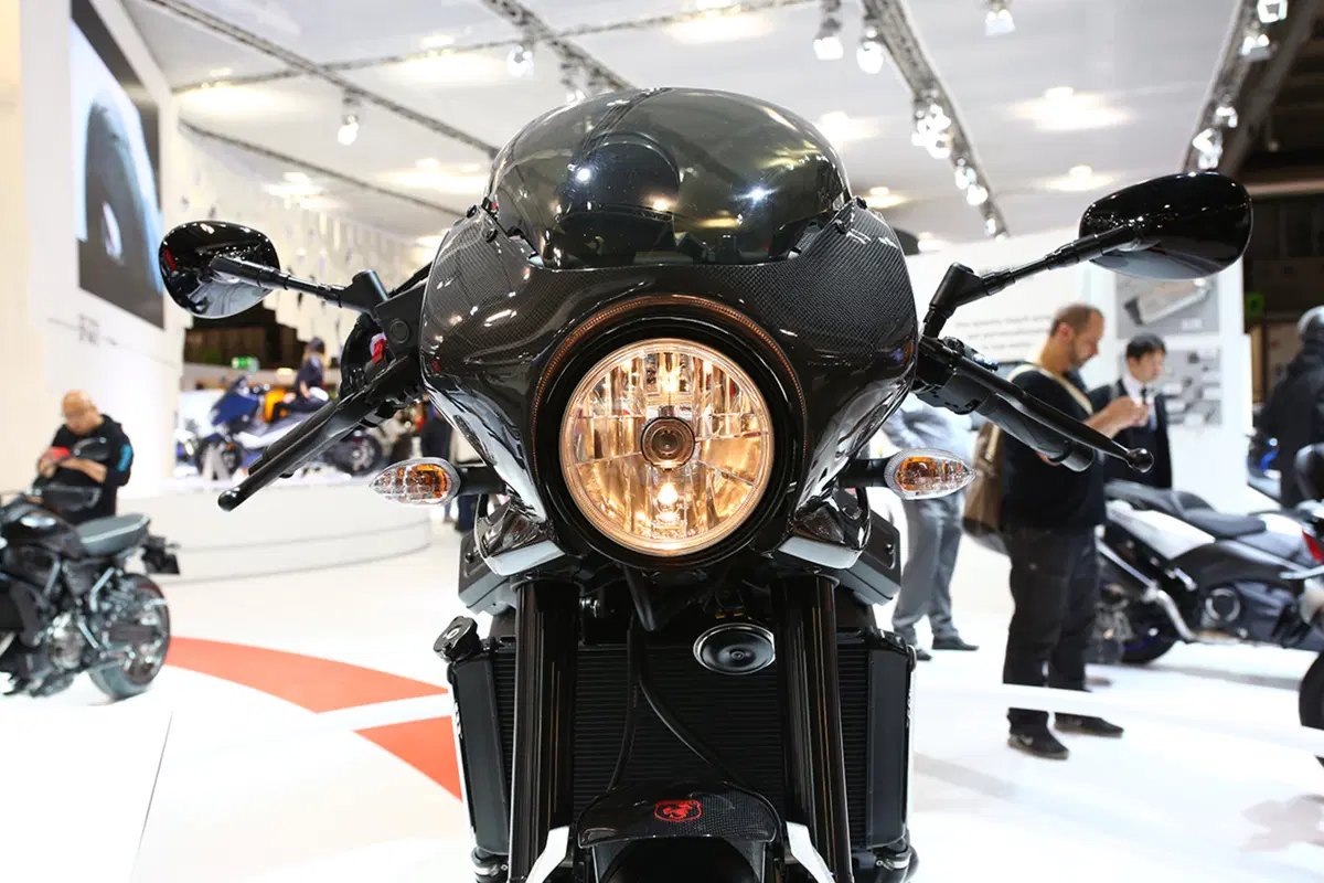 Yamaha XSR900 Abarth a EICMA 2016: foto e dati EMBARGO 22.30 (2)