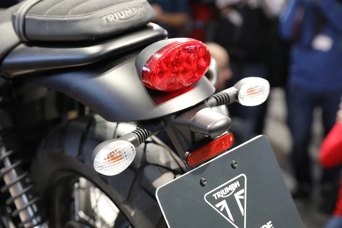 Triumph Street Scrambler a EICMA 2016: foto e dati (4)