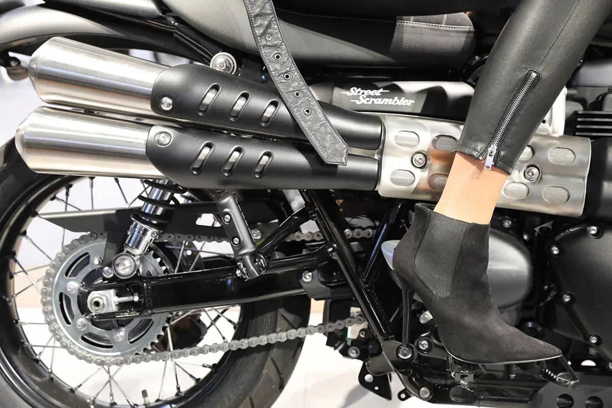 Triumph Street Scrambler a EICMA 2016: foto e dati (15)