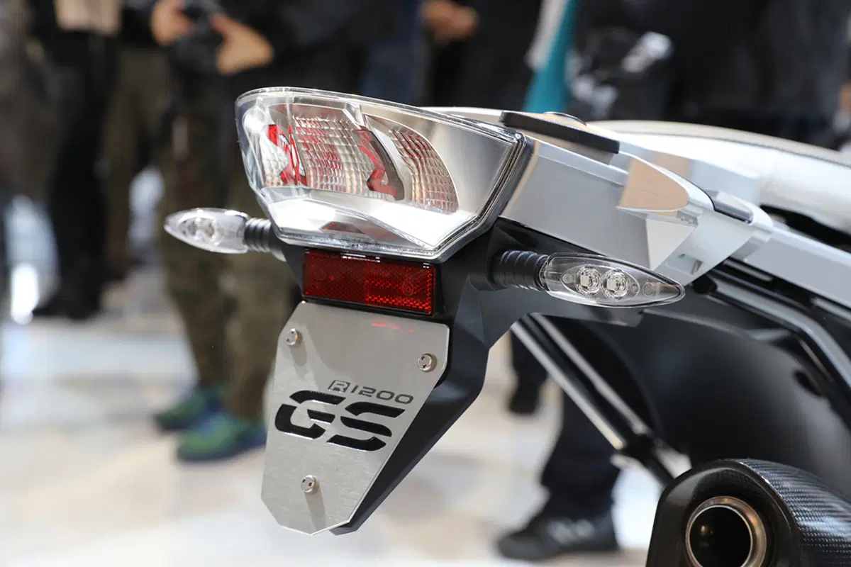 BMW R 1200GS 2017 ad EICMA 2016: foto e dati EMBARGO (5)