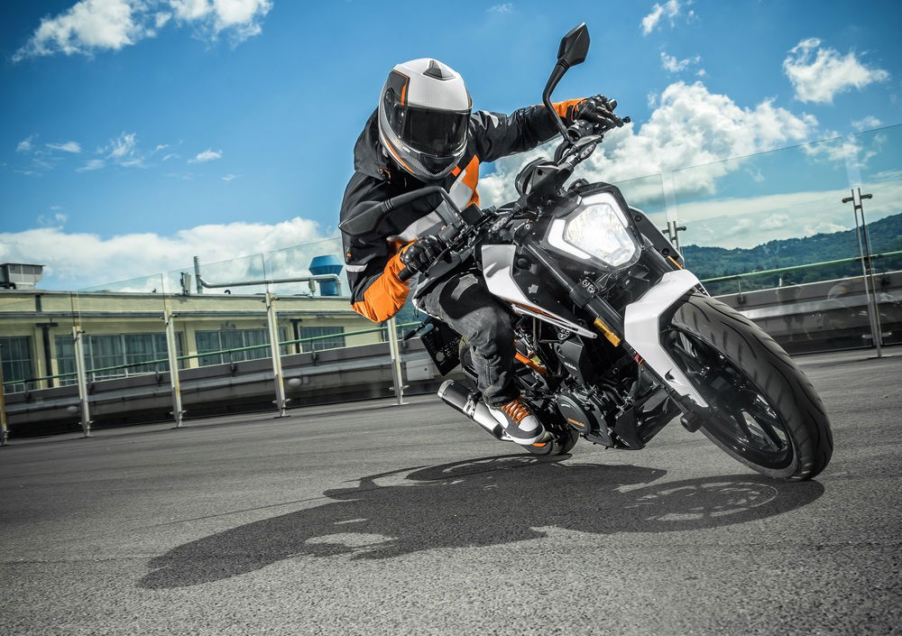 KTM 250 Duke ABS (2017) (5)