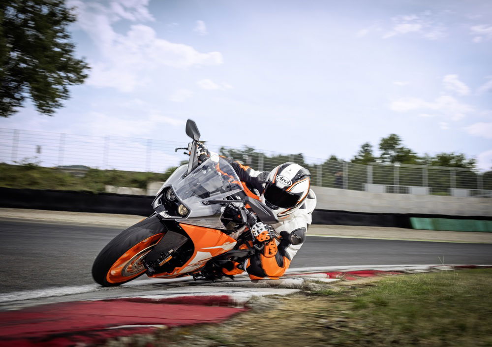 KTM RC 250 (2017) (2)