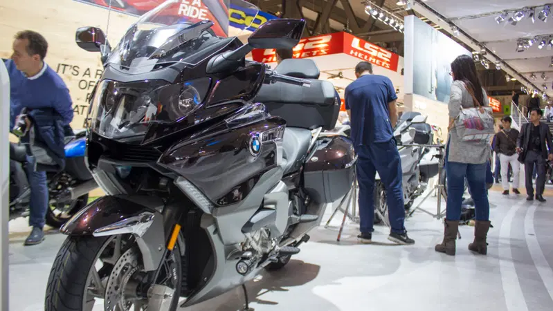 BMW K 1600GTL 2017 ad EICMA 2016: foto e dati