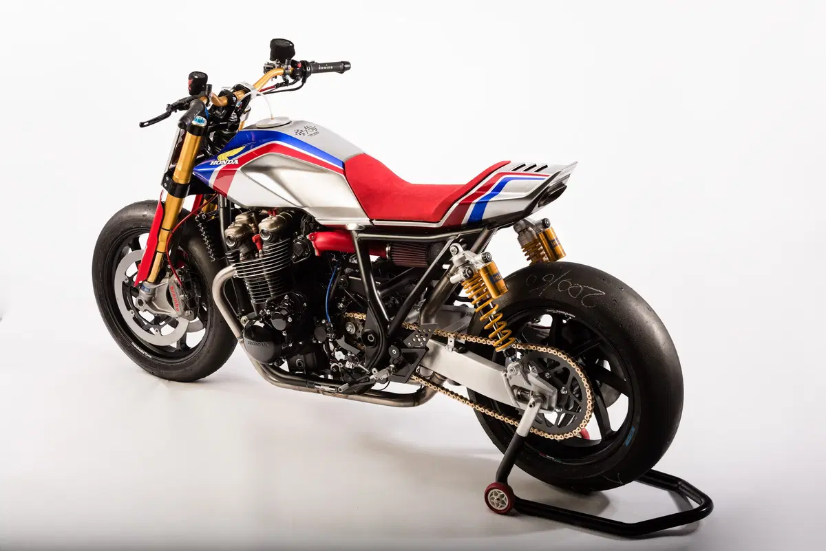 Honda CB 1100 TR Concept a EICMA 2016 (5)