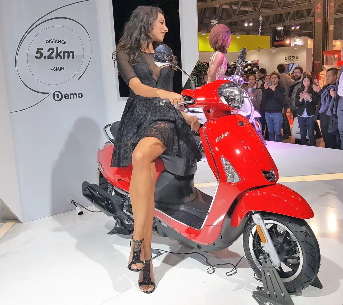 Novità Kymco 2017: AK 500, People S e Like con strumentazione Noodoe (8)