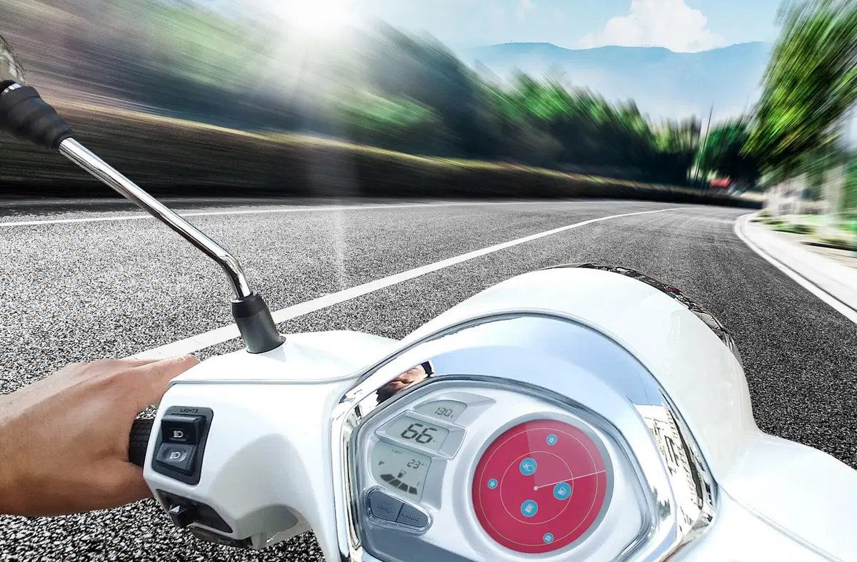 Novità Kymco 2017: AK 500, People S e Like con strumentazione Noodoe (11)