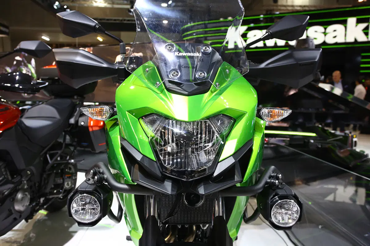 Kawasaki Versys-X 300 ad EICMA 2016: foto e dati (4)