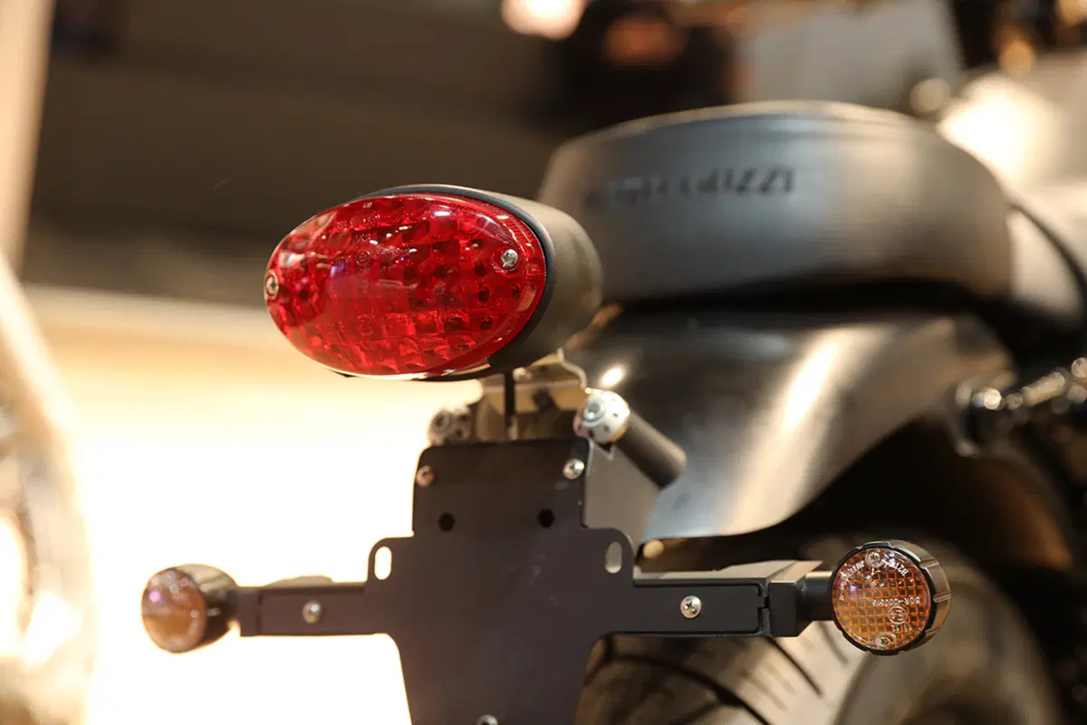 Moto Guzzi V9 2017 a Eicma. Foto e dati (5)