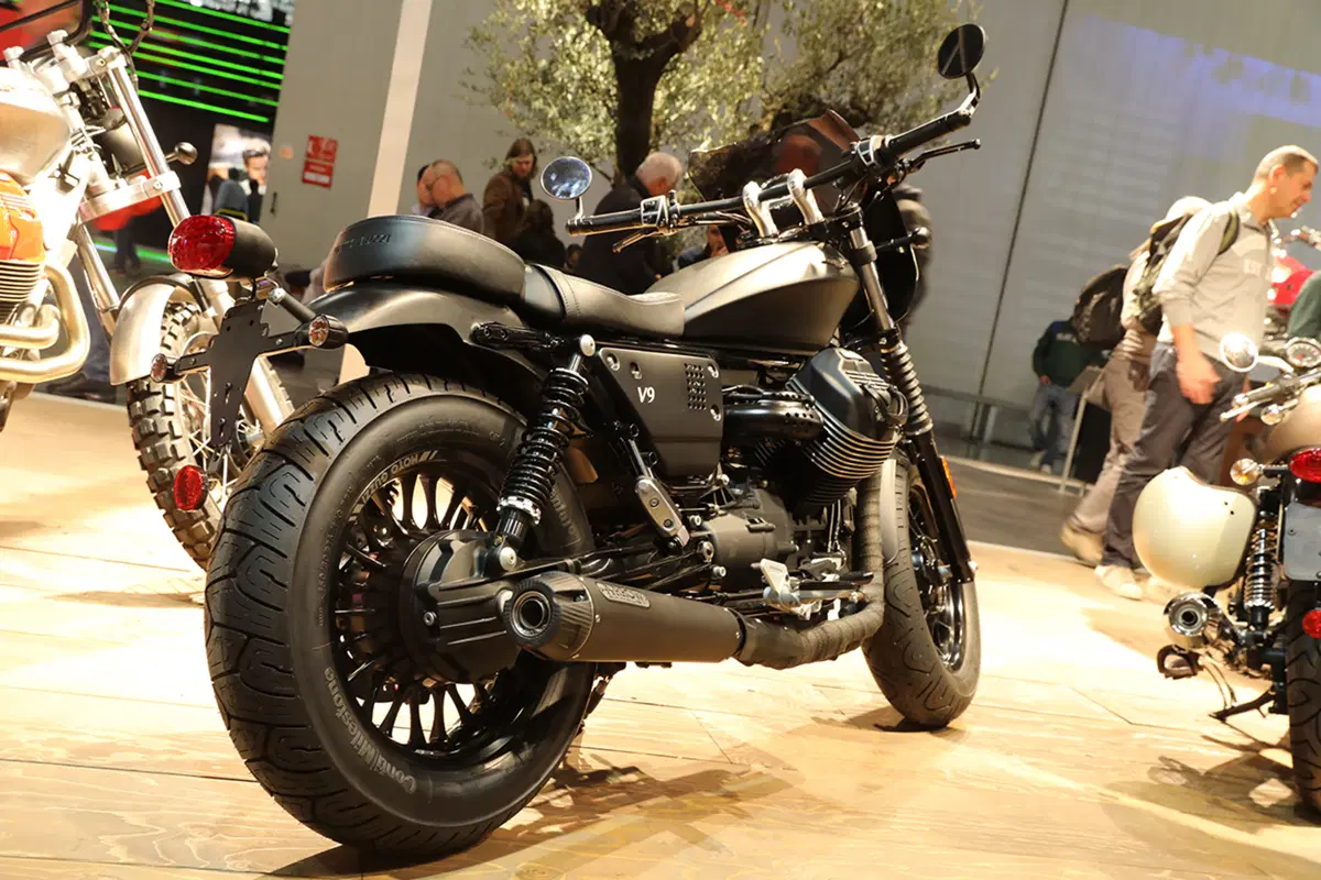 Moto Guzzi V9 2017 a Eicma. Foto e dati (6)