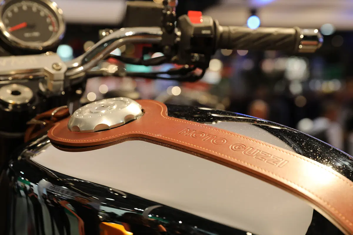 Moto Guzzi V7 III a Eicma 2016. Foto e caratteristiche (4)