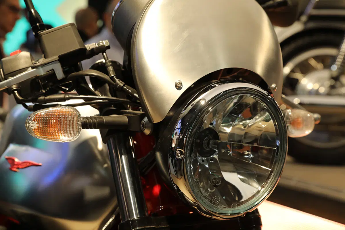 Moto Guzzi V7 III a Eicma 2016. Foto e caratteristiche (9)