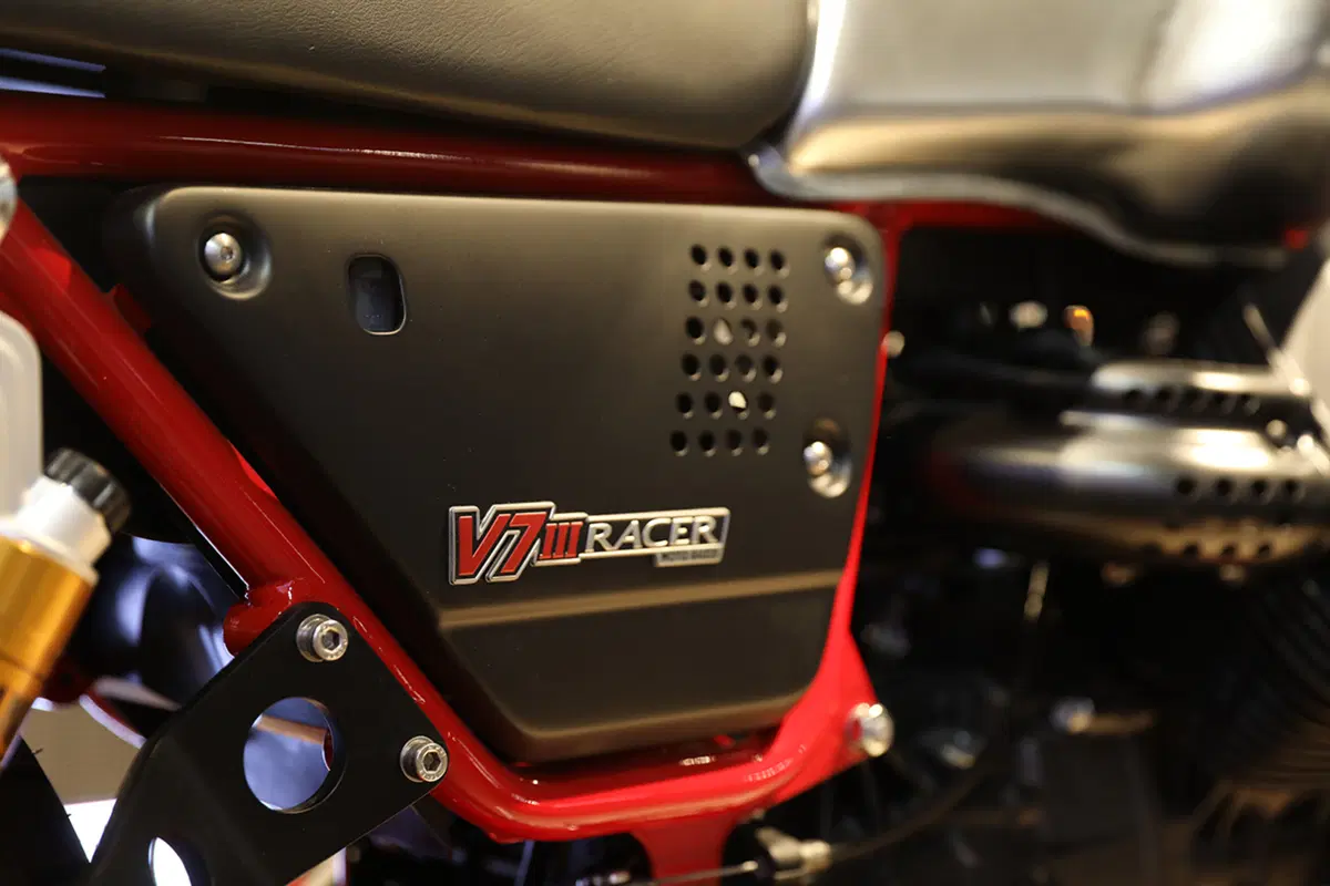 Moto Guzzi V7 III a Eicma 2016. Foto e caratteristiche (15)