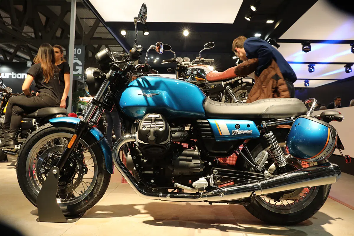 Moto Guzzi V7 III a Eicma 2016. Foto e caratteristiche (20)