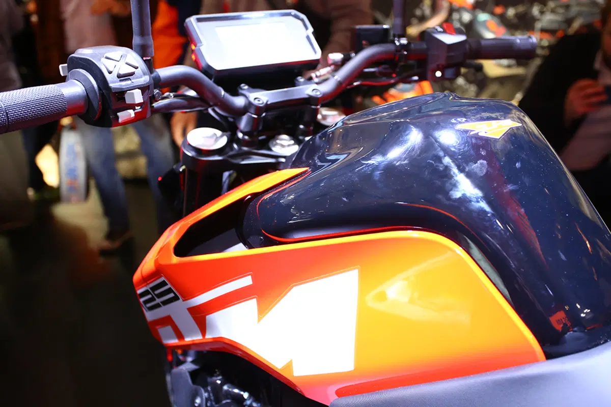 KTM Duke 125 e 250 2017: foto e dati