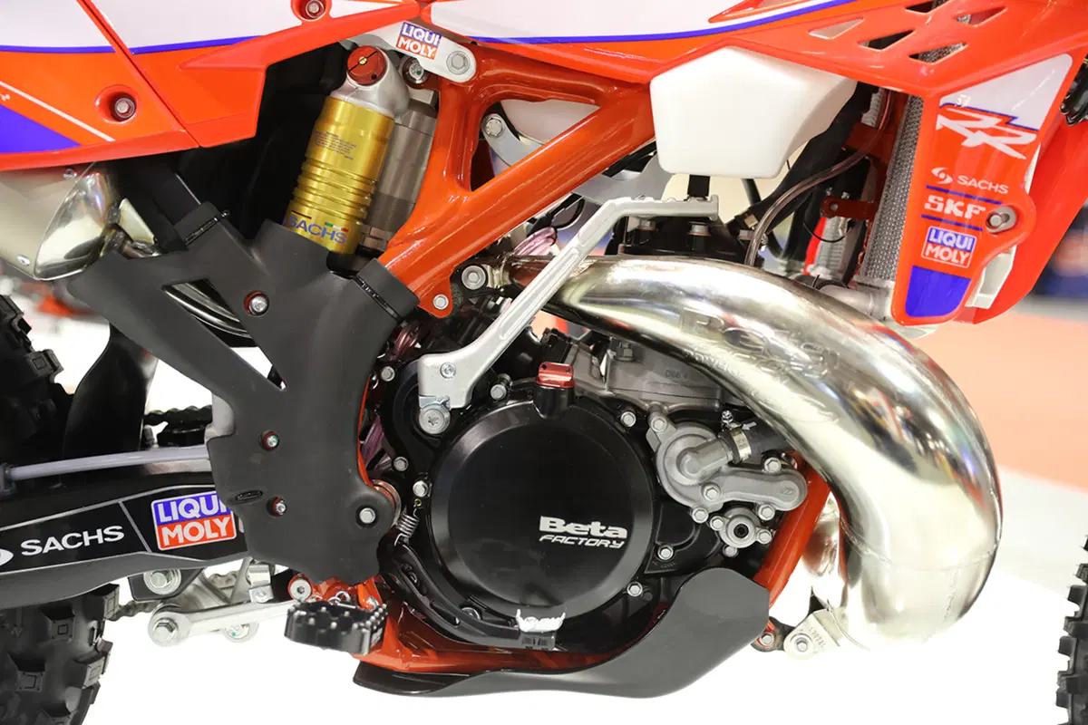Beta RR Racing: foto e novità della gamma 2017 a Eicma (2)