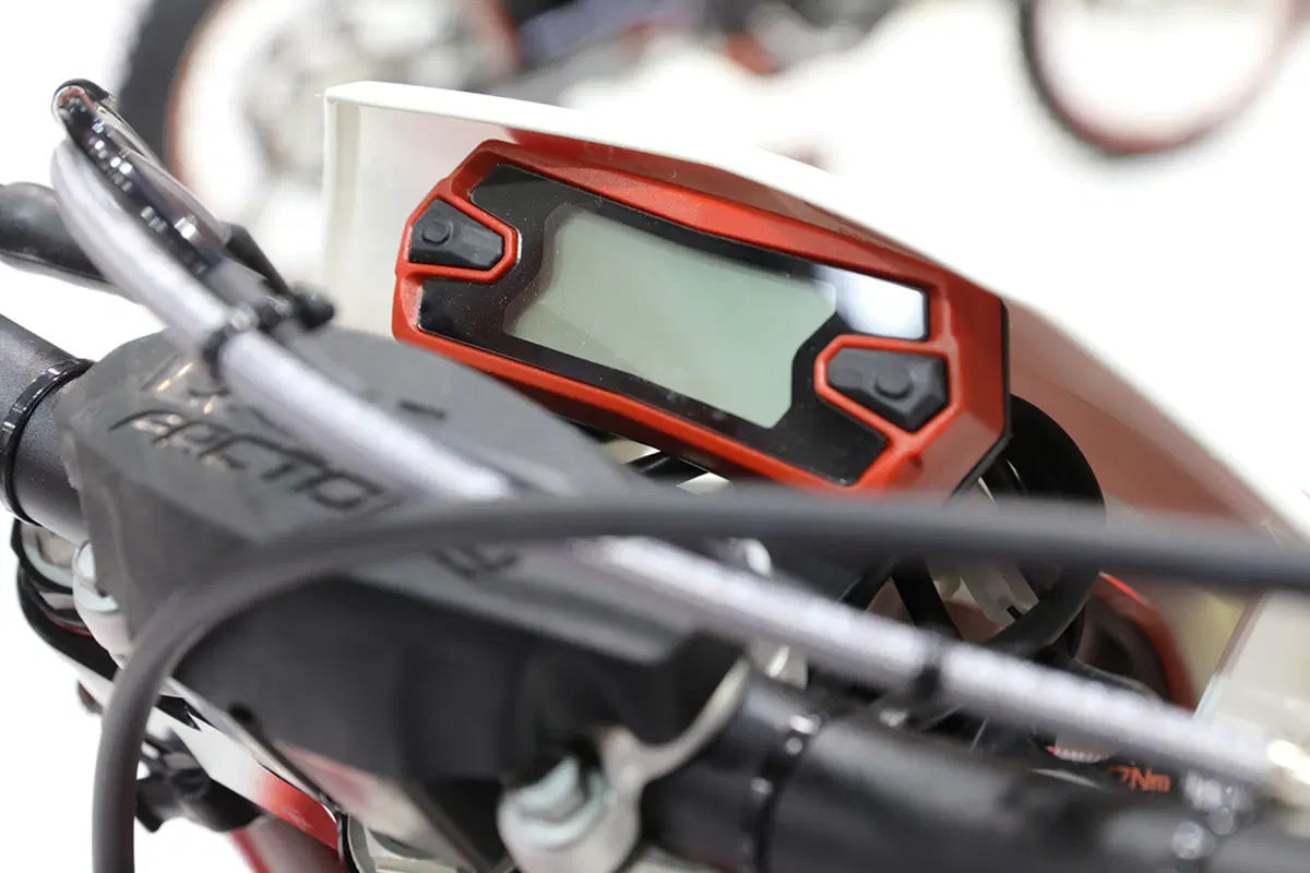 Beta RR Racing: foto e novità della gamma 2017 a Eicma (14)