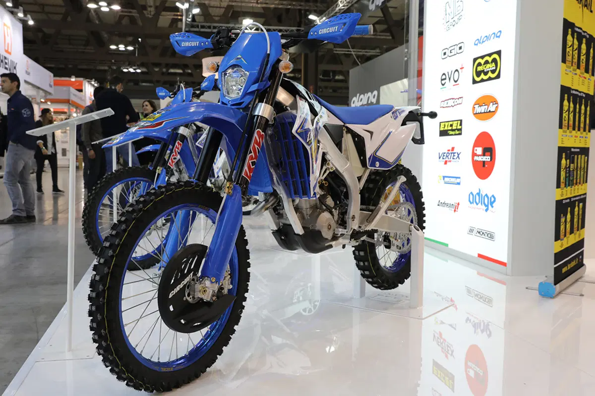 Tm 3Hundred EN 300Fi 2017 a EICMA 2016: foto e video