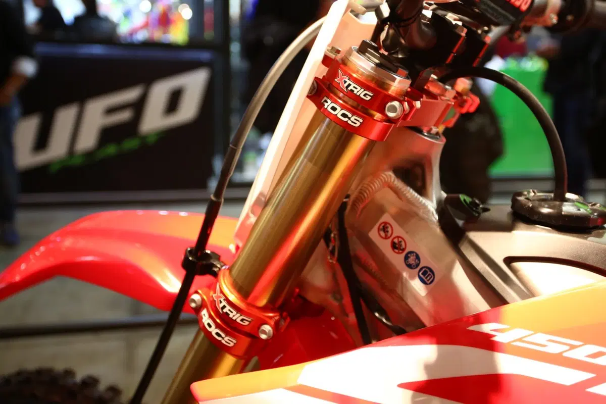 Honda CRF450R, RX e Country 2017 a EICMA 2016: foto e video (15)
