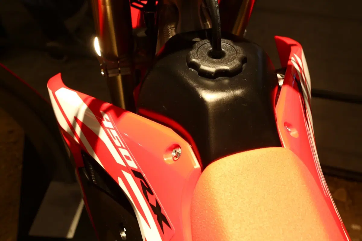 Honda CRF450R, RX e Country 2017 a EICMA 2016: foto e video (27)