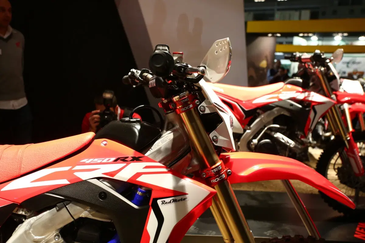 Honda CRF450R, RX e Country 2017 a EICMA 2016: foto e video (32)