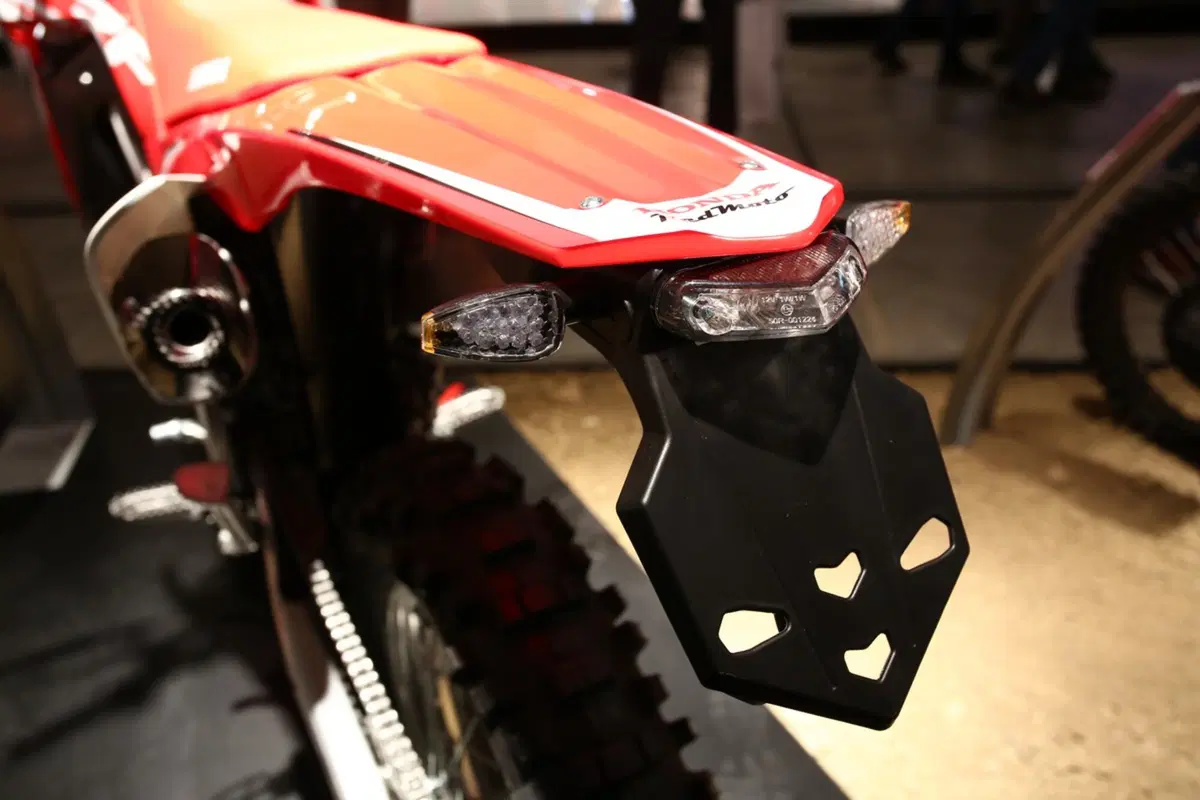 Honda CRF450R, RX e Country 2017 a EICMA 2016: foto e video (33)