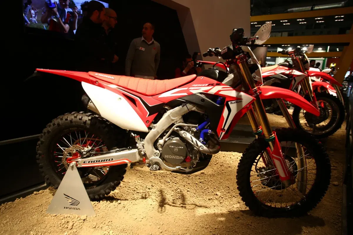 Honda CRF450R, RX e Country 2017 a EICMA 2016: foto e video (23)