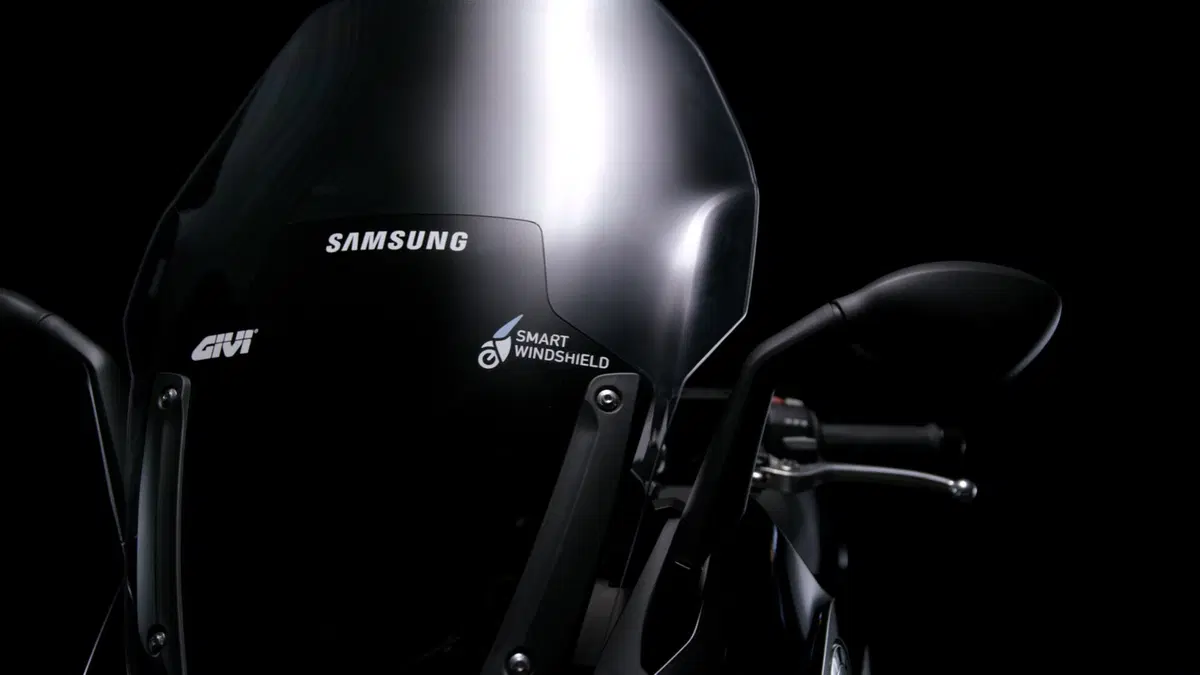 Samsung presenta a EICMA lo Smart Windshield 