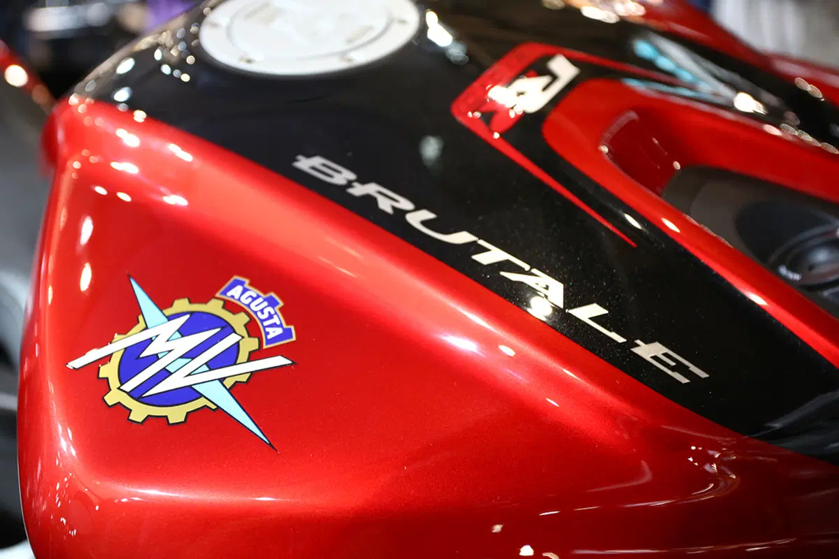 MV Agusta Brutale 800 RR ad EICMA 2016: foto, video e dati (2)