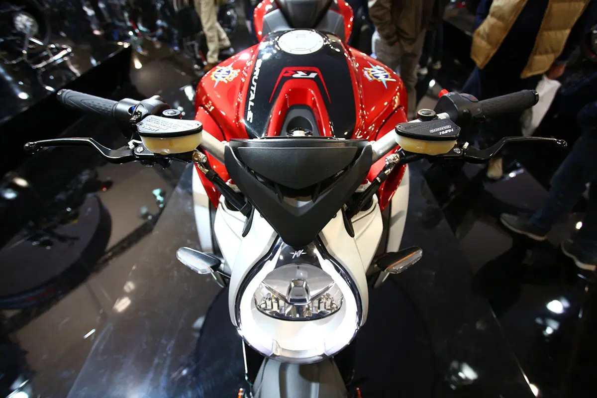 MV Agusta Brutale 800 RR ad EICMA 2016: foto, video e dati (7)