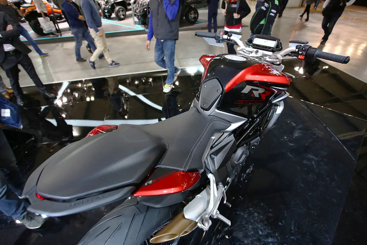 MV Agusta Brutale 800 RR ad EICMA 2016: foto, video e dati (18)
