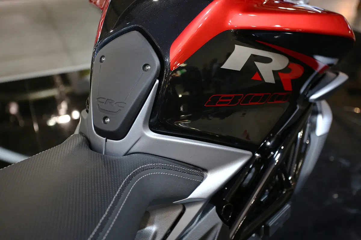 MV Agusta Brutale 800 RR ad EICMA 2016: foto, video e dati (19)