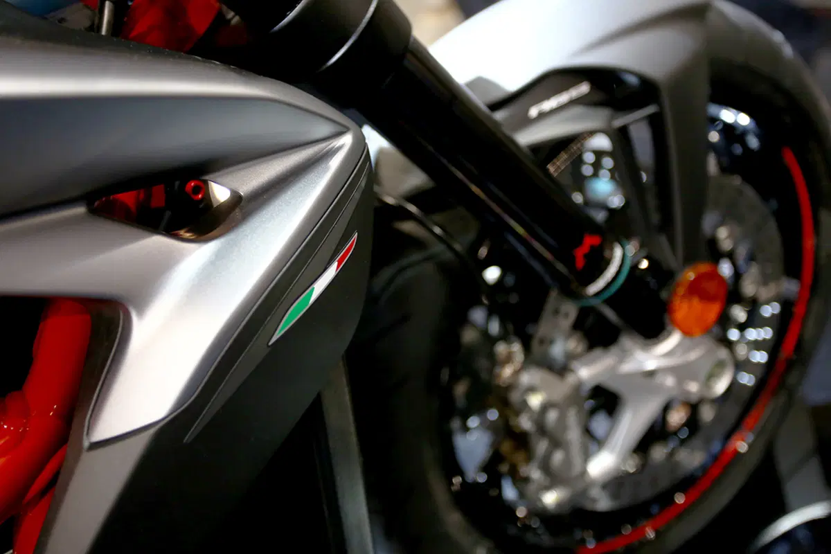 MV Agusta Brutale 800 RR ad EICMA 2016: foto, video e dati (20)