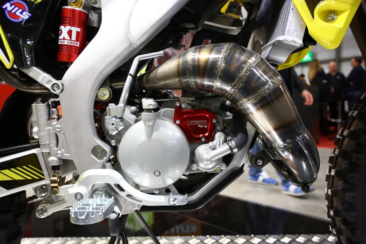 Valenti Racing RME50 e Suzuki RM-Z Special 2017 a Eicma