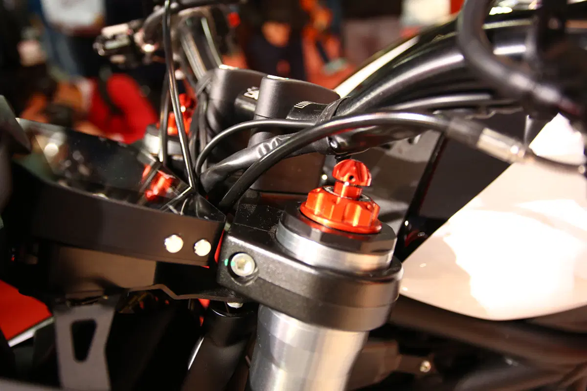 Moto Morini Corsaro ZZ ad EICMA 2016  (17)