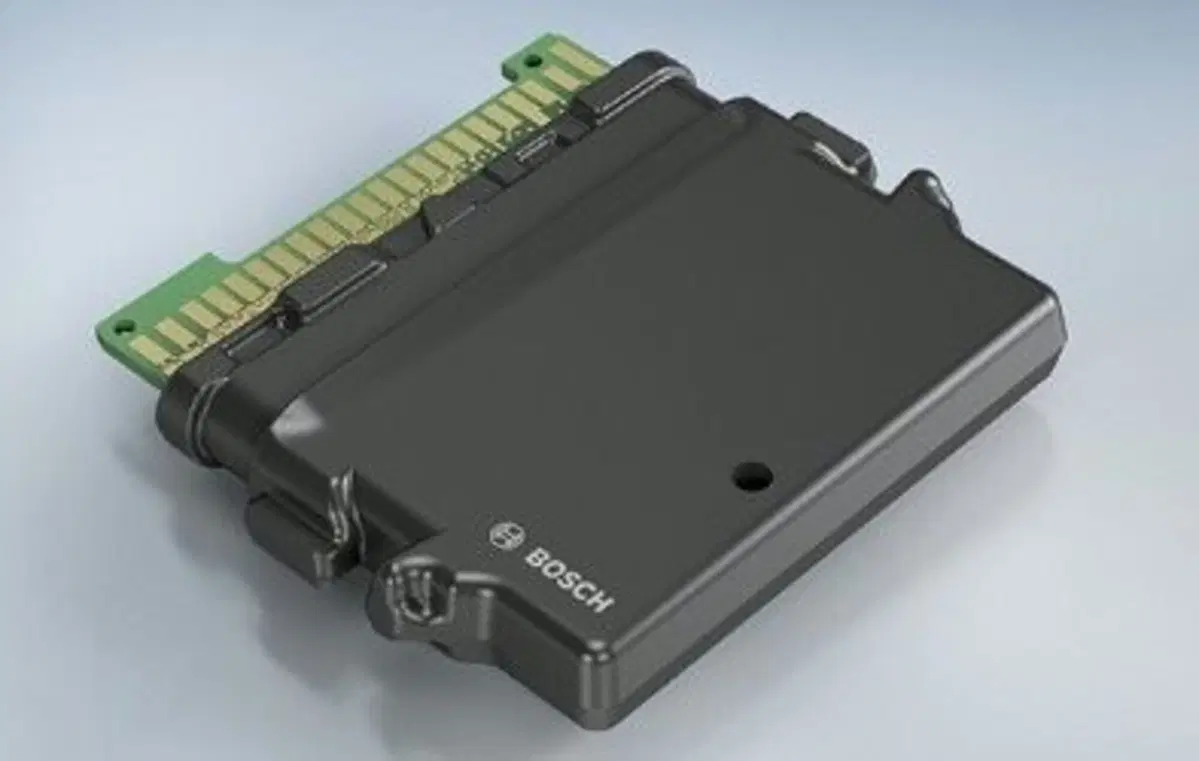 Bosch investe sulla sicurezza presentando nuovo ABS 10, SDCU e connettività (5)