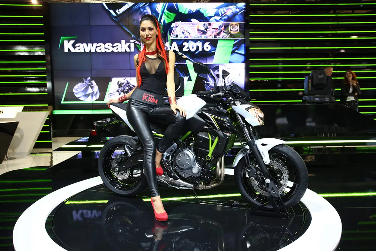 EICMA 2016: le ragazze più belle del Salone (14)